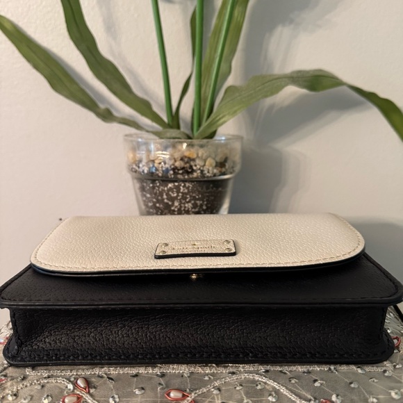 Kate Spade Black & Cream Leather Crossbody Bag - Picture 5 of 10